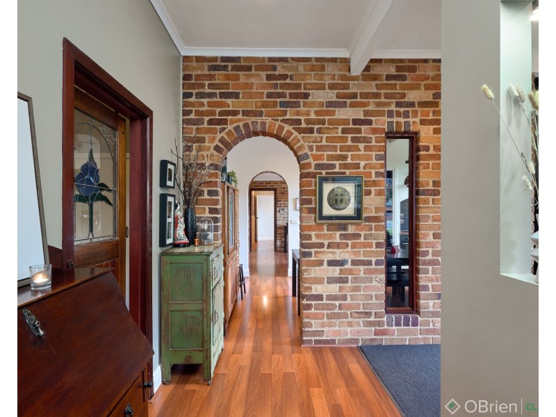 208 Princes Way, Drouin VIC 3818