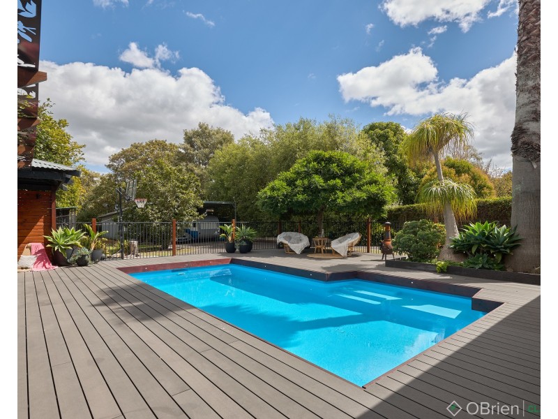 208 Princes Way, Drouin VIC 3818