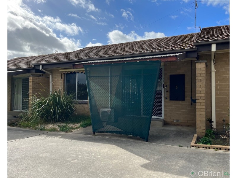 6/13 Princes Way, Drouin VIC 3818