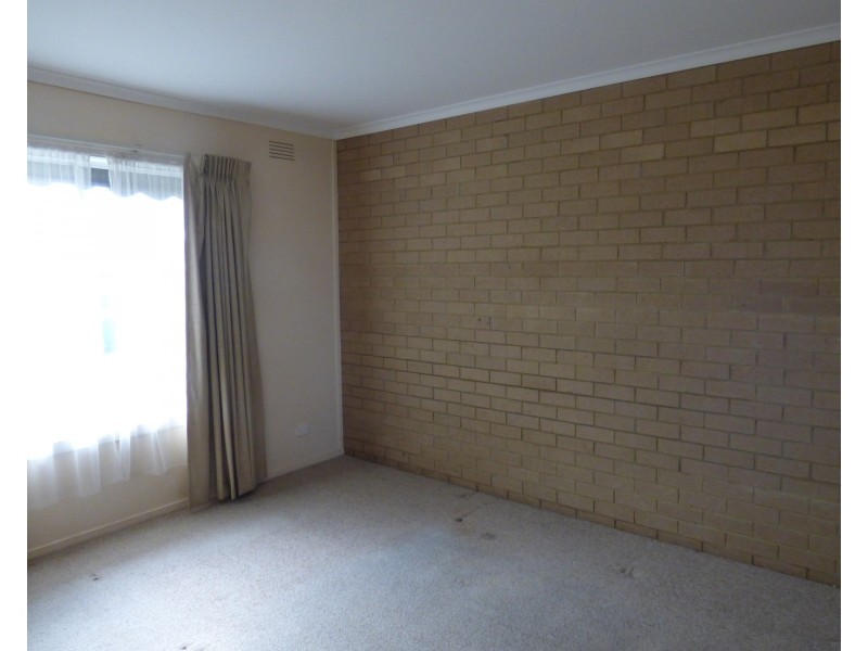 6/13 Princes Way, Drouin VIC 3818