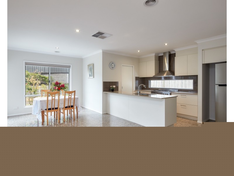 51 Meadowbrook Crescent, Warragul VIC 3820