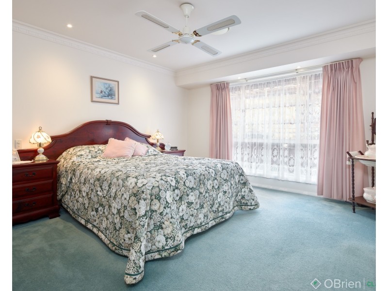 24 Eade Avenue, Warragul VIC 3820
