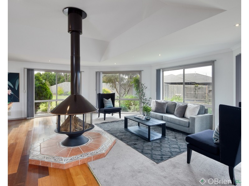 3 Oxford Street, Drouin VIC 3818