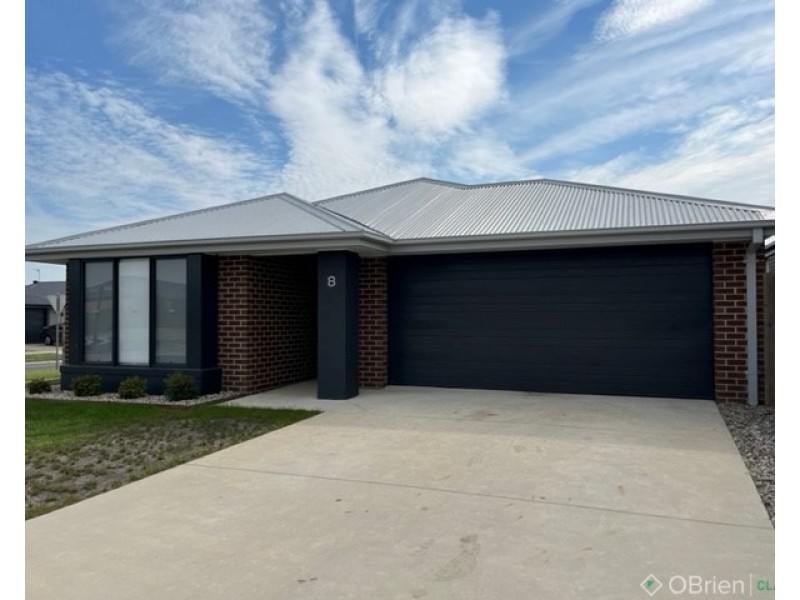 8 Angus Road, Traralgon VIC 3844