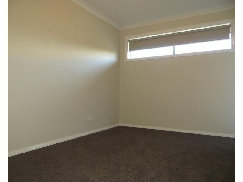 2/77 Burke Street, Warragul VIC 3820