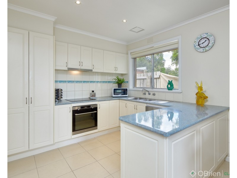27 Clifford Street, Warragul VIC 3820