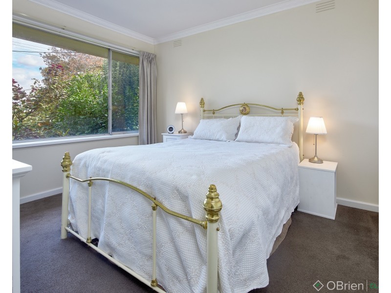 27 Clifford Street, Warragul VIC 3820