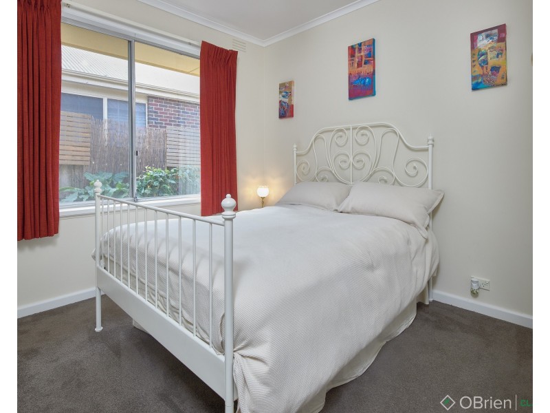 27 Clifford Street, Warragul VIC 3820
