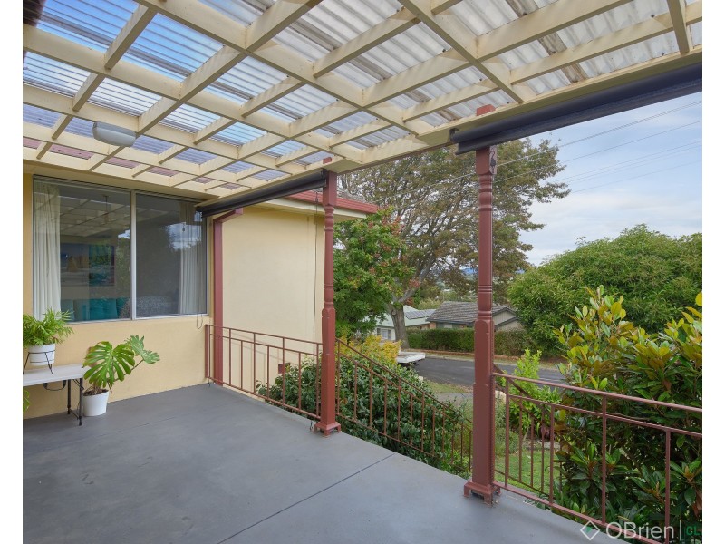 27 Clifford Street, Warragul VIC 3820