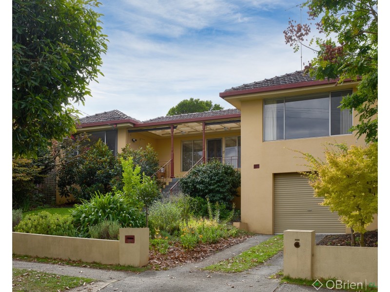 27 Clifford Street, Warragul VIC 3820