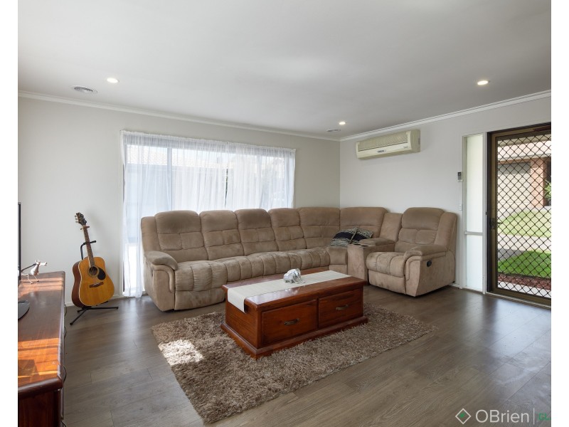 1/12-14 Somerset Drive, Warragul VIC 3820