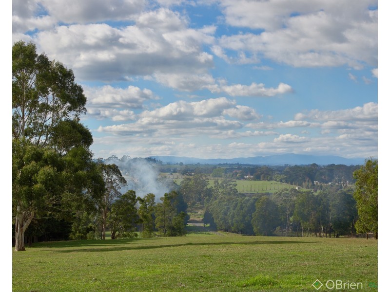 47 East West Road, Warragul South VIC 3821