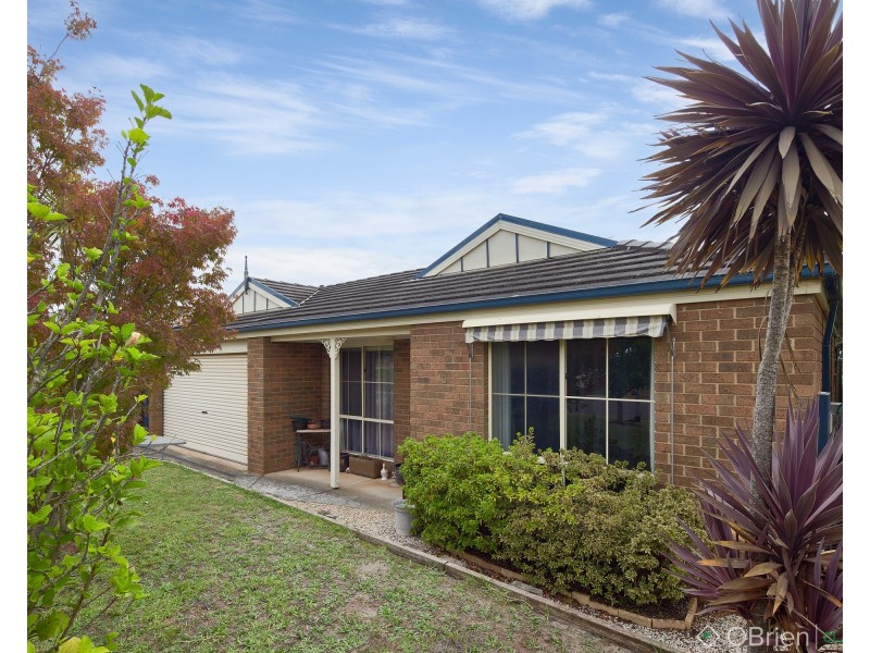 10 Eden Place, Drouin VIC 3818