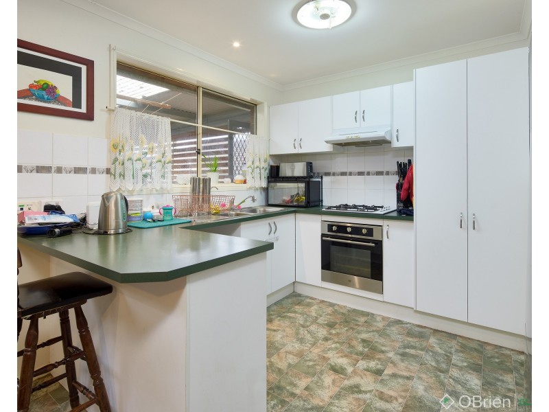10 Eden Place, Drouin VIC 3818