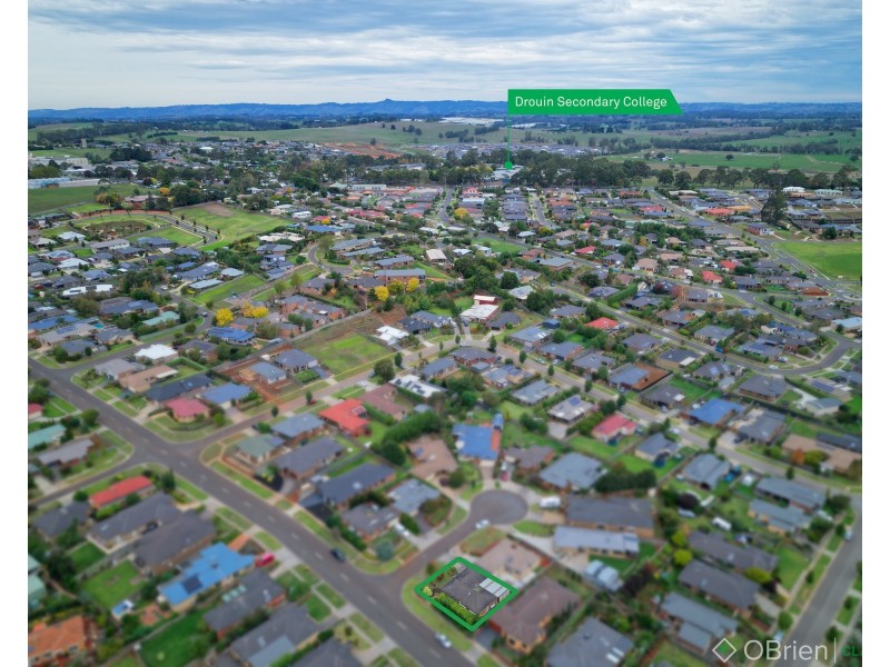 10 Eden Place, Drouin VIC 3818