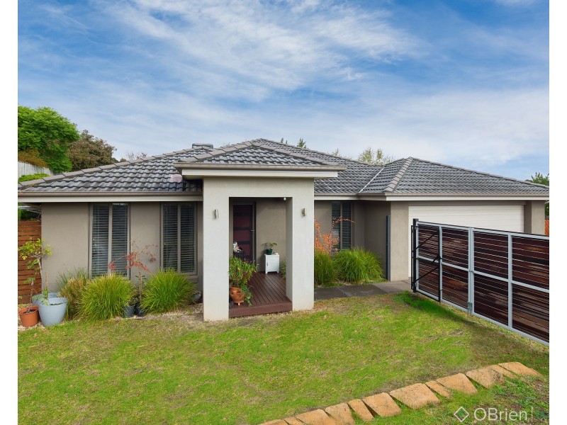 29 Hatfield Drive, Drouin VIC 3818