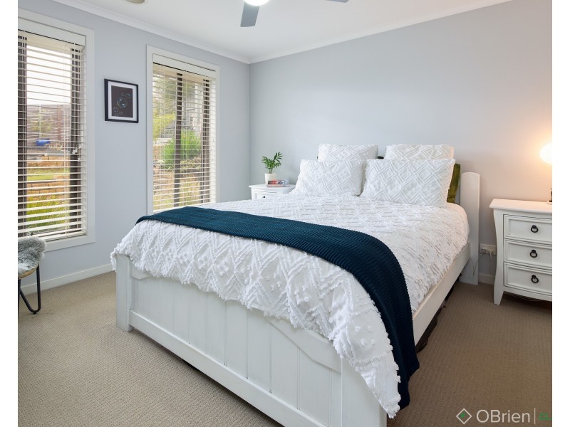29 Hatfield Drive, Drouin VIC 3818