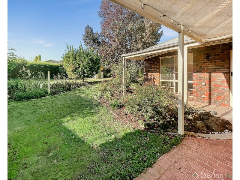 13 Oak Court, Warragul VIC 3820