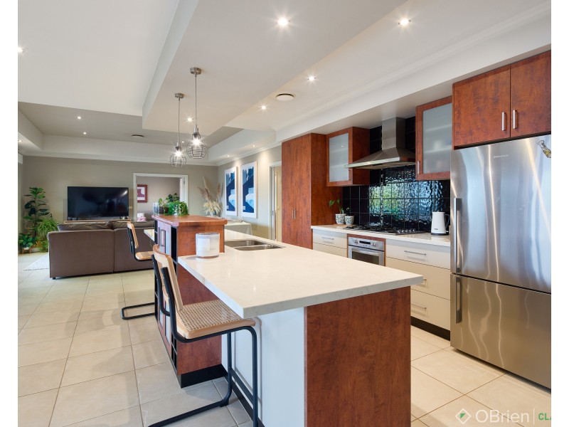 16 Cromie Drive, Warragul VIC 3820