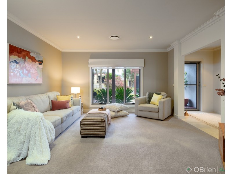 16 Cromie Drive, Warragul VIC 3820