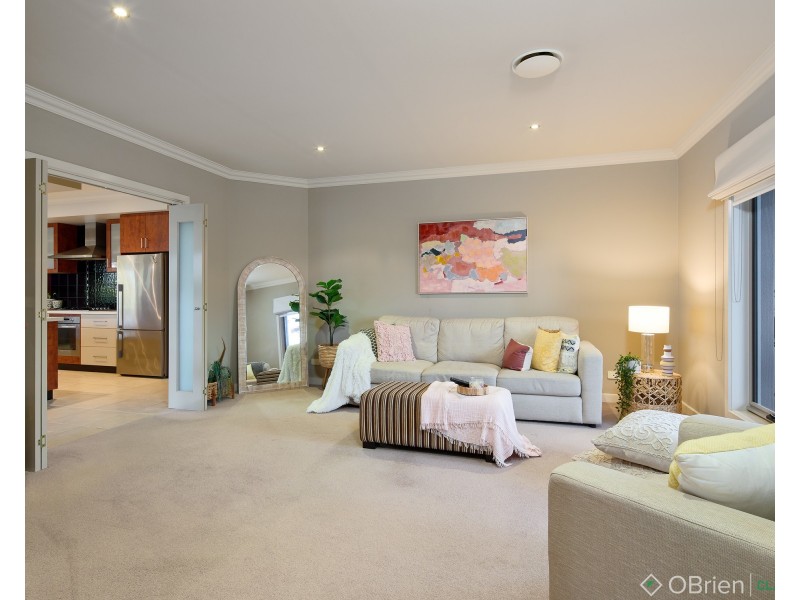 16 Cromie Drive, Warragul VIC 3820