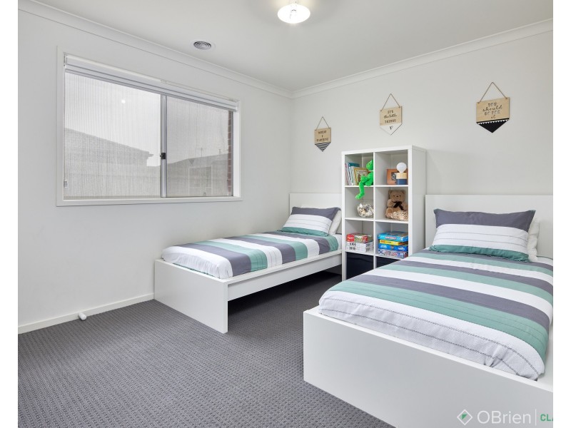 10 Pepper Crescent, Drouin VIC 3818