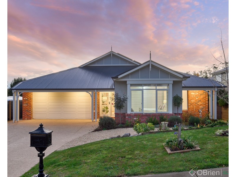 2 Bushy Park Court, Drouin VIC 3818