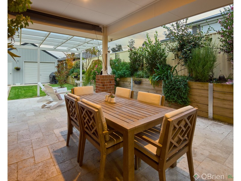 2 Bushy Park Court, Drouin VIC 3818