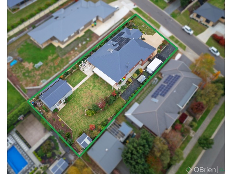 2 Bushy Park Court, Drouin VIC 3818