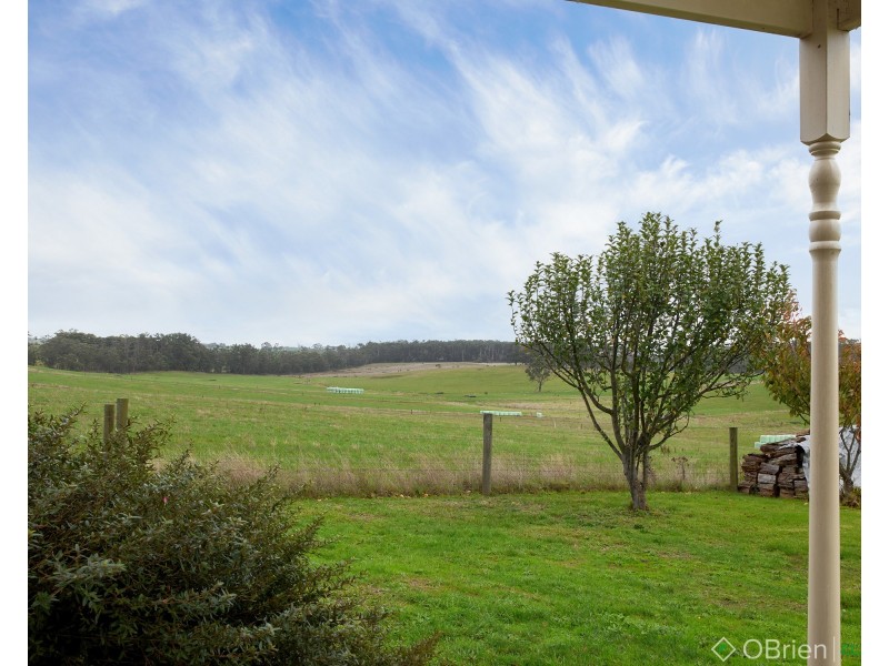 58 Brock Road, Hallora VIC 3818