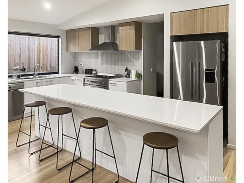 90 Willandra Circuit, Warragul VIC 3820