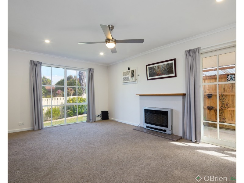 4 Fenton Street, Warragul VIC 3820