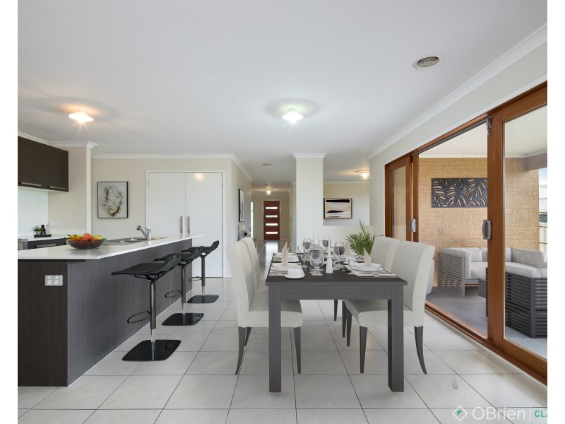 16 Bladen Street, Warragul VIC 3820