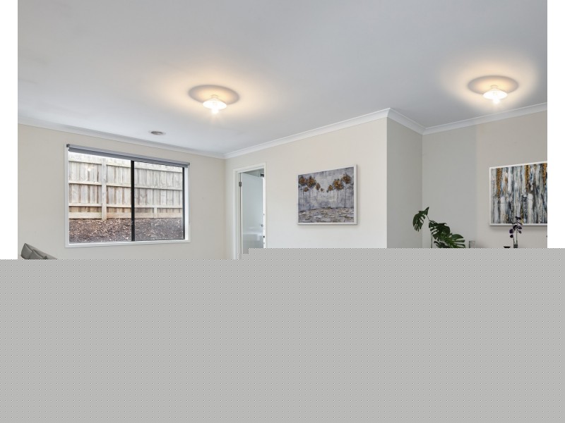 16 Bladen Street, Warragul VIC 3820