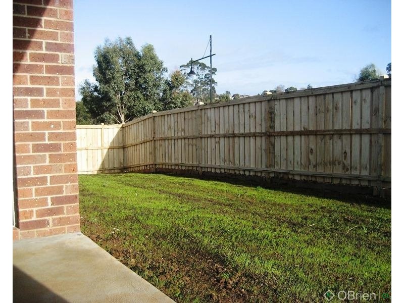 182 Twin Ranges Drive, Warragul VIC 3820
