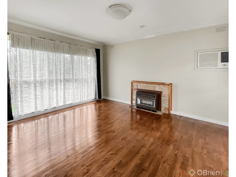 24 Sinclair Street, Warragul VIC 3820