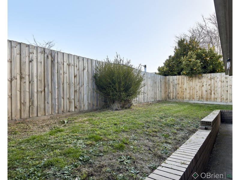 4/4 Churchill Street, Warragul VIC 3820