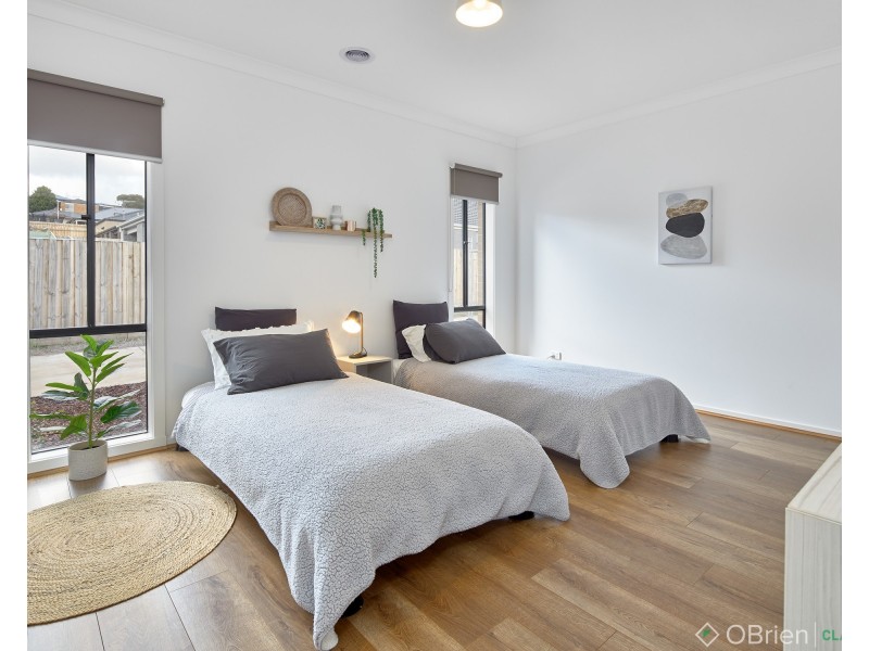 47 Harmon Drive, Drouin VIC 3818