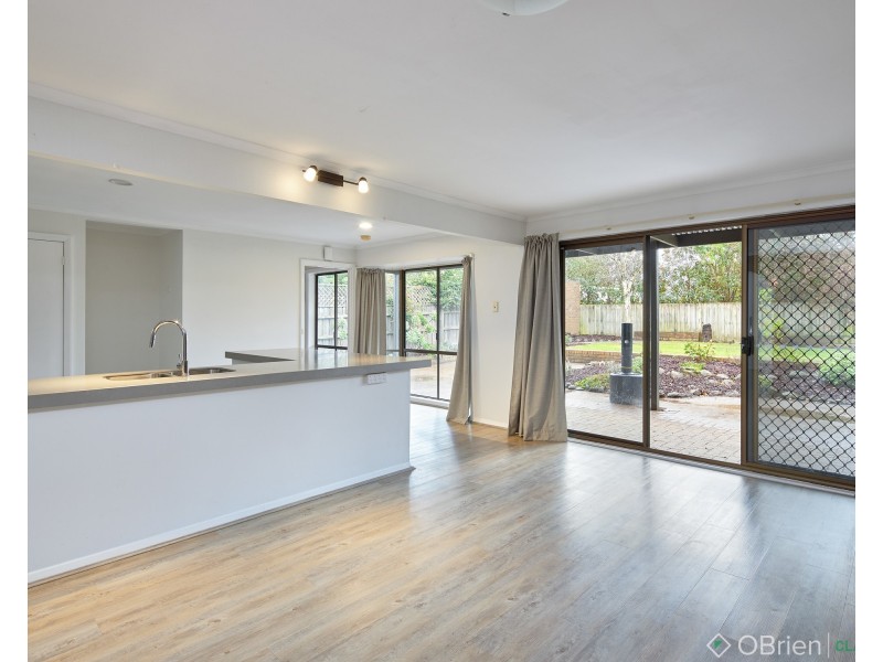 7 Hill Street, Drouin VIC 3818