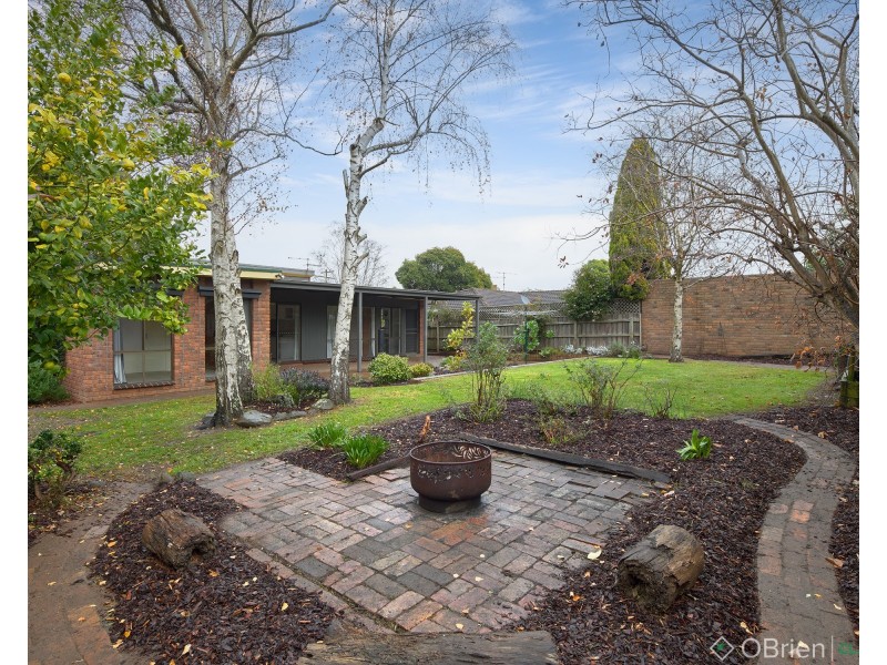 7 Hill Street, Drouin VIC 3818