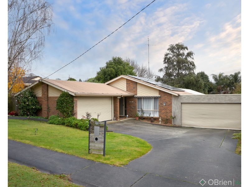 15 Neerim Street, Drouin VIC 3818