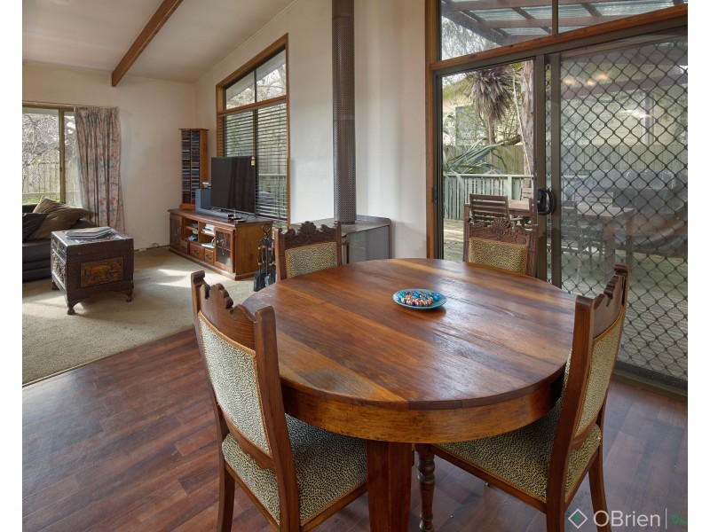 24 Wade Street, Drouin VIC 3818