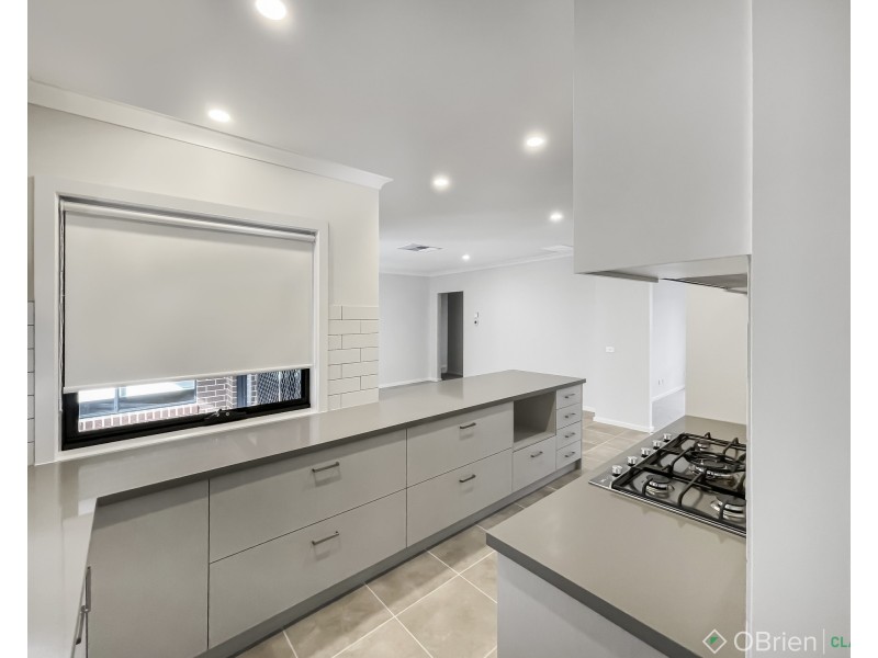 4 Plenty Drive, Warragul VIC 3820