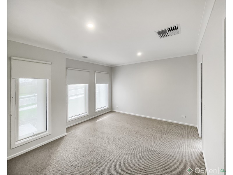 4 Plenty Drive, Warragul VIC 3820