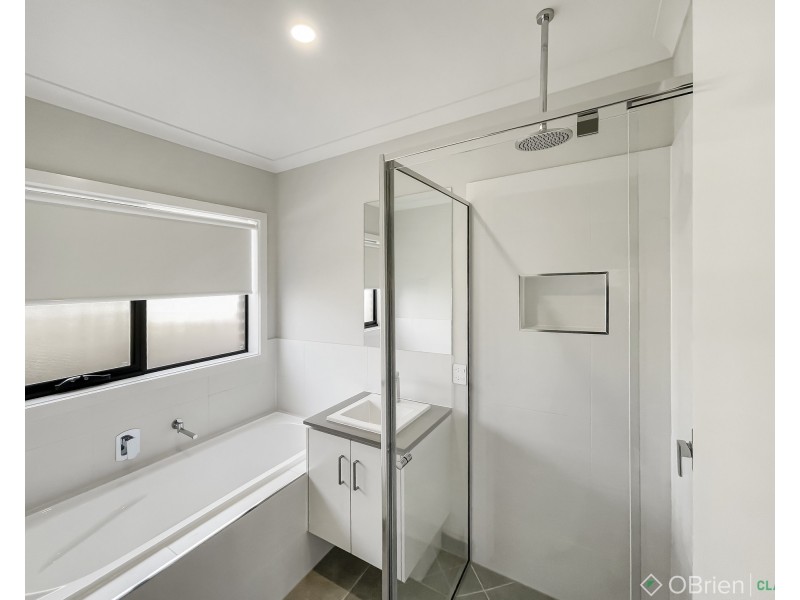 4 Plenty Drive, Warragul VIC 3820