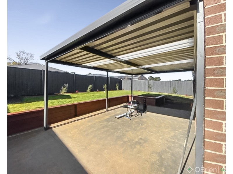 32 Boyd Avenue, Warragul VIC 3820