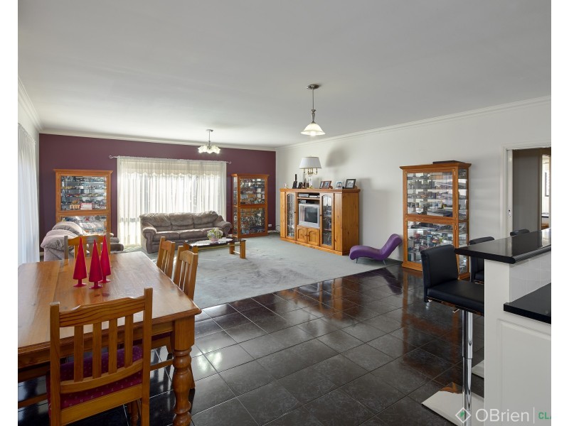 4 Glendon Drive, Warragul VIC 3820