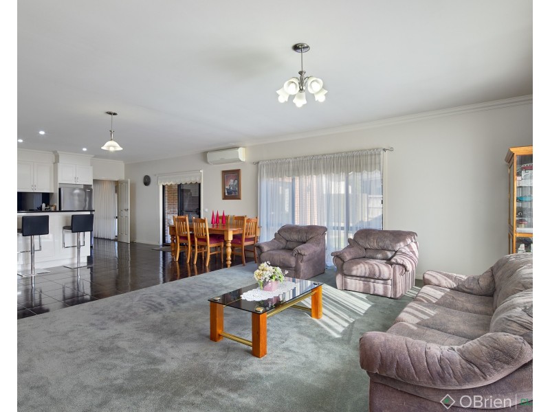 4 Glendon Drive, Warragul VIC 3820