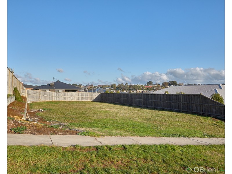 68 Silkwood Drive, Warragul VIC 3820