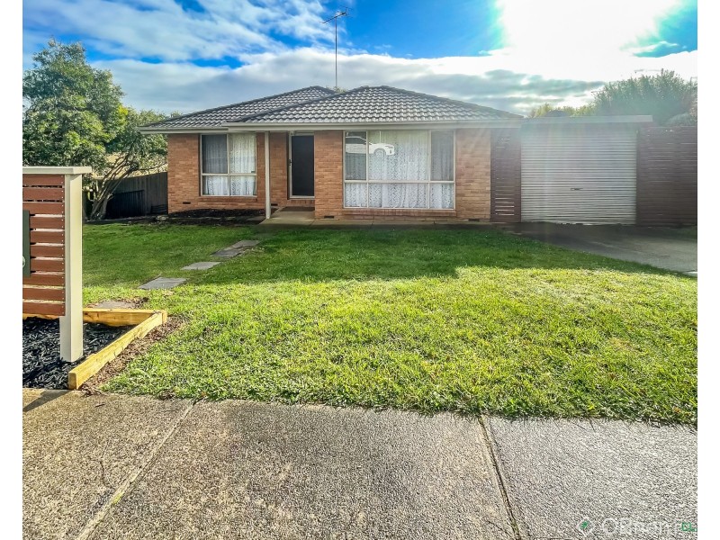 23 Walker Drive, Drouin VIC 3818